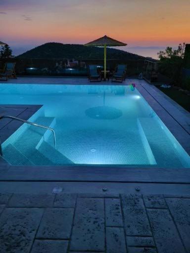 "Stergiou Luxury Apartment 2Nd Floor" Με Κοινη Πισινα Saronida Exteriér fotografie