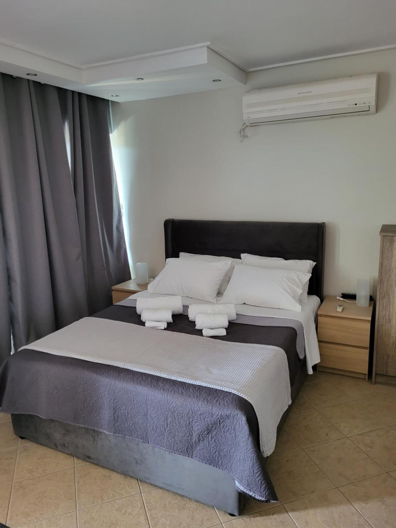 "Stergiou Luxury Apartment 2Nd Floor" Με Κοινη Πισινα Saronida Pokoj fotografie